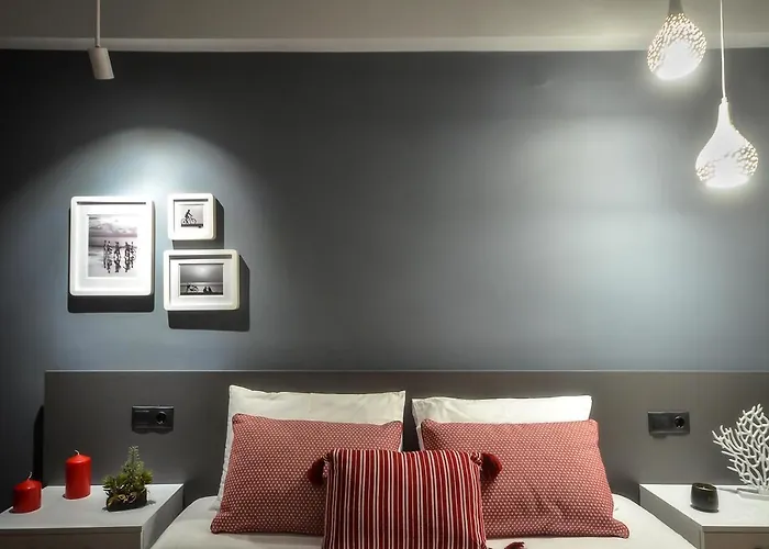 Lighthouse 17 公寓 *